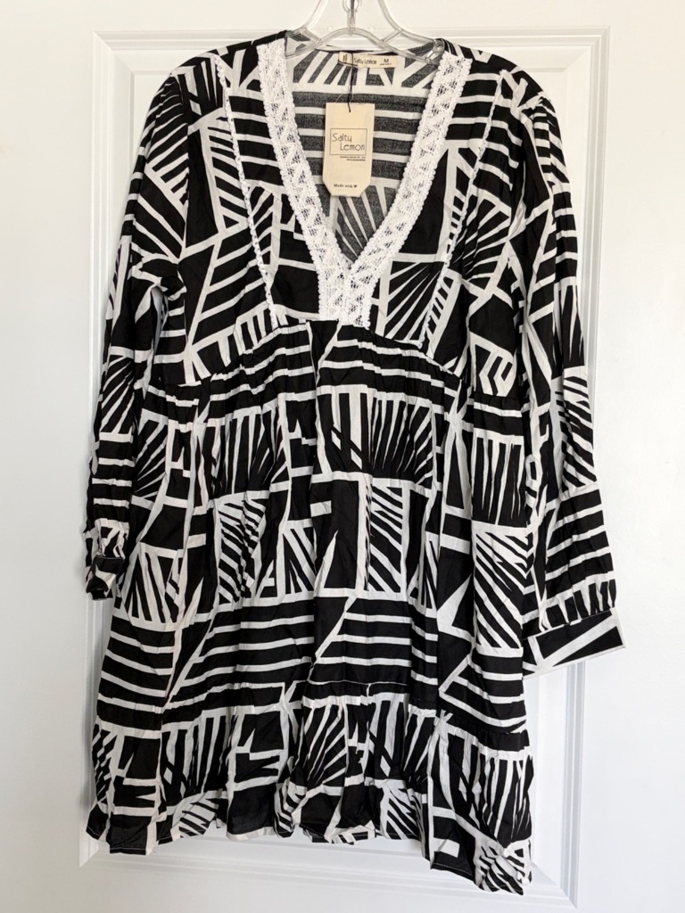 Salty Lemon Black & White Striped Lace-Trim Top Size Medium